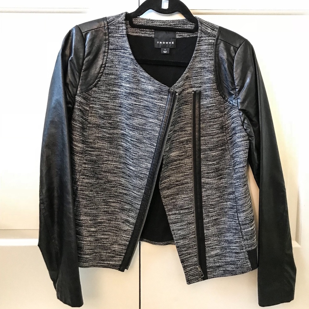 Accessory jacket